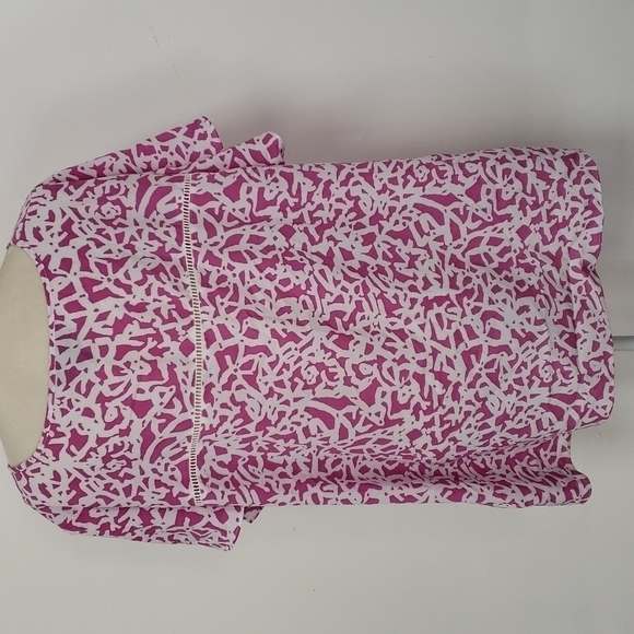 LANE Bryant Pink & White Flutter Short Sleeve Polyester Top Scoop Neck 26 EUC - Picture 2 of 11